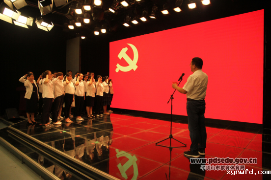 dcc0f1cbd2de4f19bc3d10a26e5e0070.png
