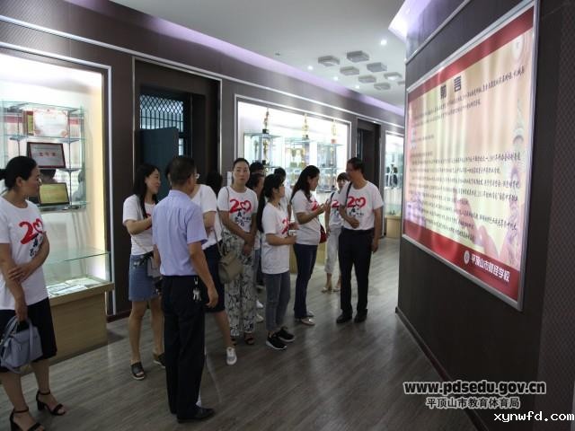 1f058b9c3ea5470bab9845f7e56dc8ba.jpg