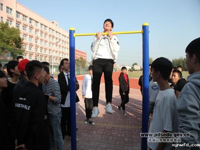 8a17bca491654e47be3c7d43412ee2e5.jpg
