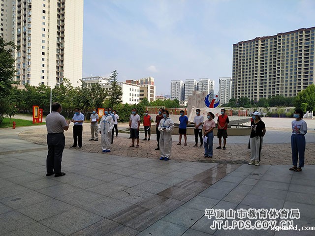 演练总结会.jpg
