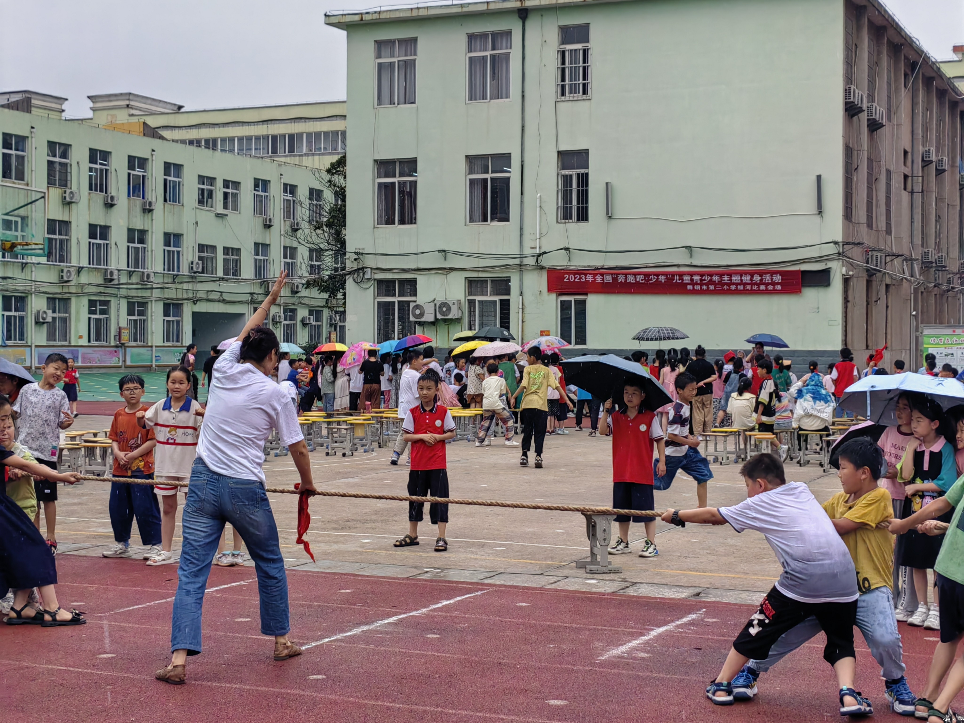 拔河1.jpg